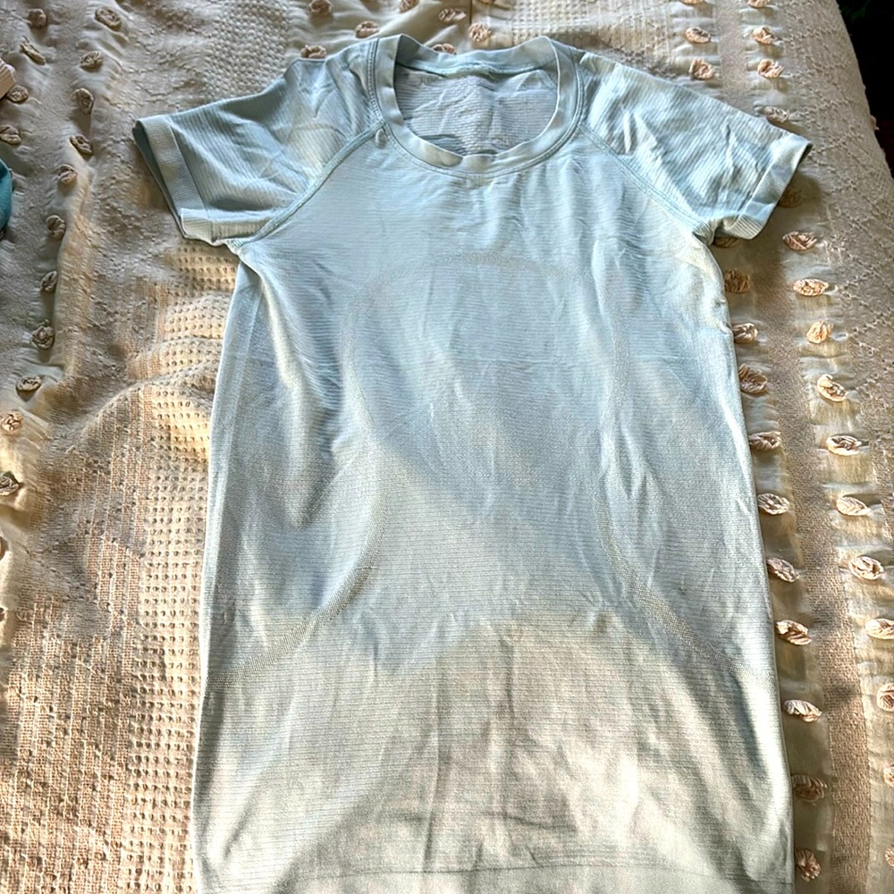 Lululemonn swiftly Light Blue
